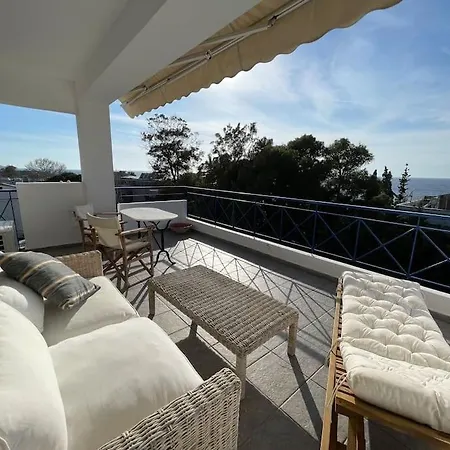 Beautiful 100m From The Sea Holiday home